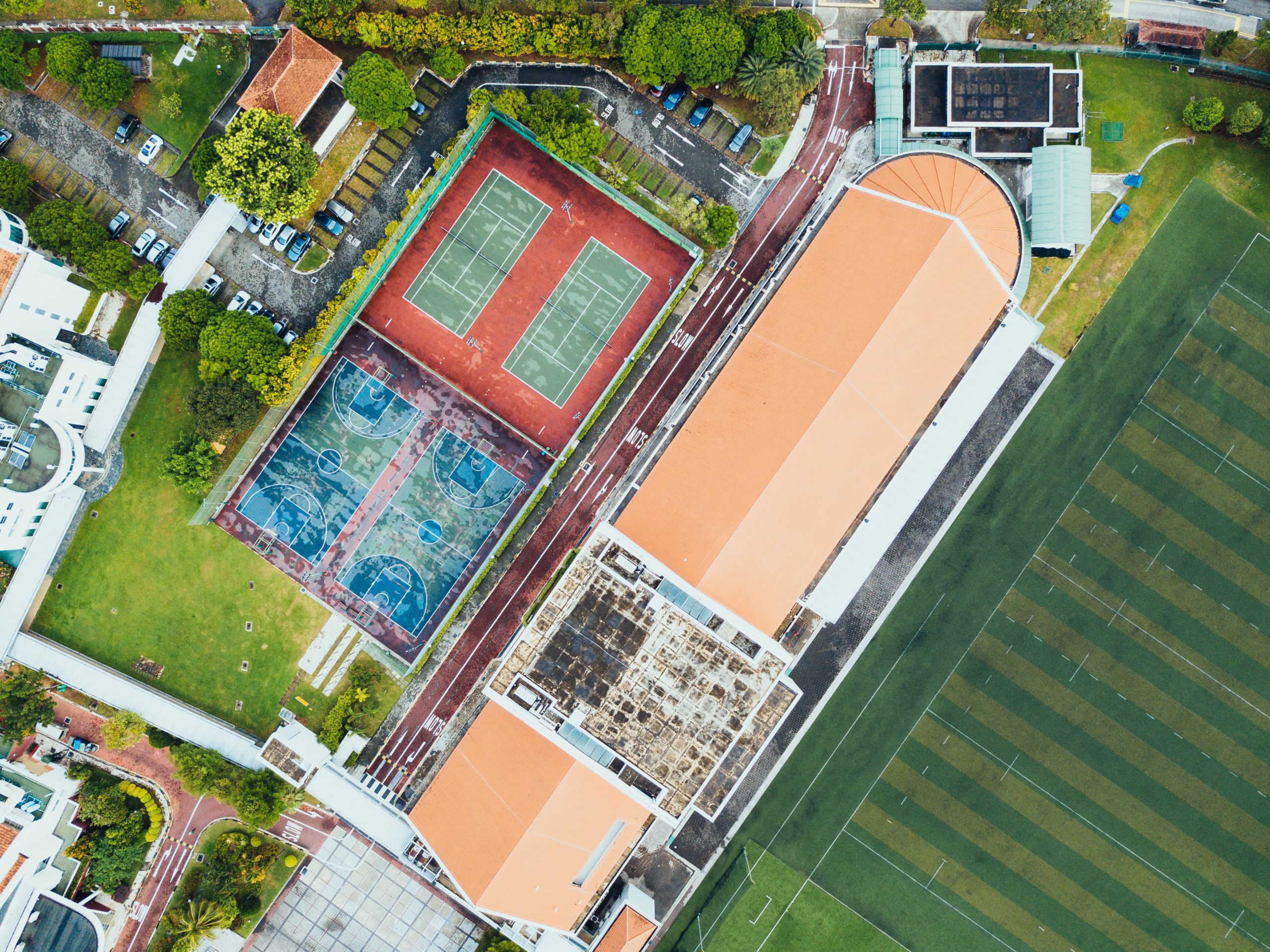School building roof - how often do you need to replace a roof?